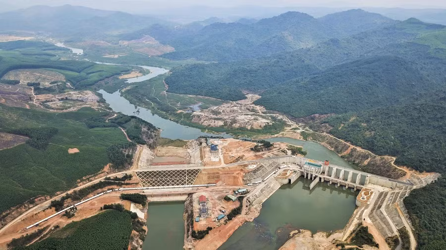 Hồ thủy lợi Bản Mồng (huyện Quỳ Hợp, Nghệ An) vẫn chưa đi vào hoạt động sau hơn 10 năm thực hiện.