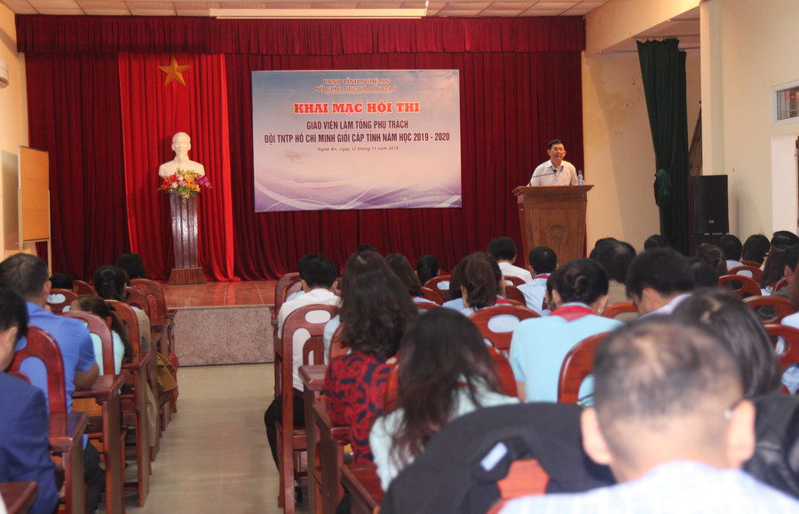 Quang cảnh khai mạc Hội thi.