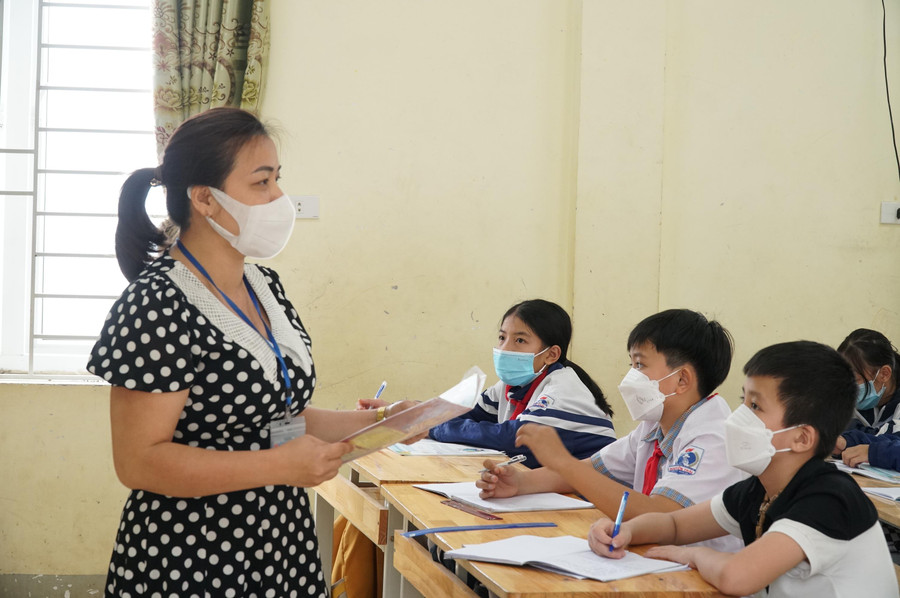 Giờ dạy học của cô Nguyễn Thị Oanh – GV Trường THCS Nguyễn Trãi (huyện Tân Kỳ, Nghệ An).