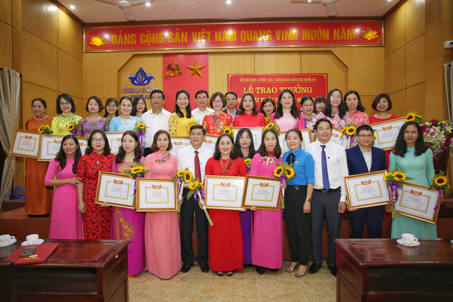 Quỹ phát triển tài năng giáo dục nằm tôn vinh những giáo viên xuất sắc