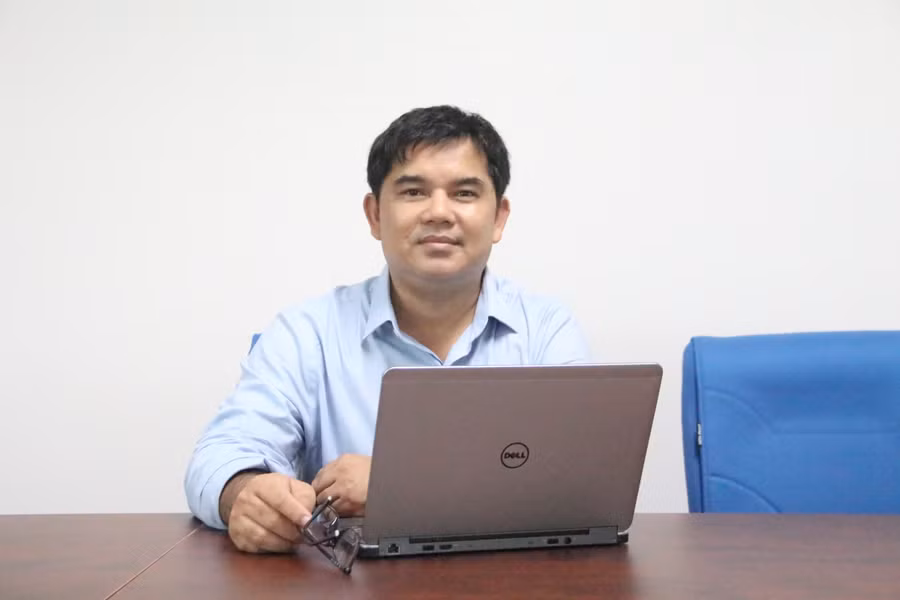 Ông Nguyễn Đình Vinh - Phó Chánh văn phòng Sở GD&amp;ĐT Kon Tum, tỉnh Kon Tum