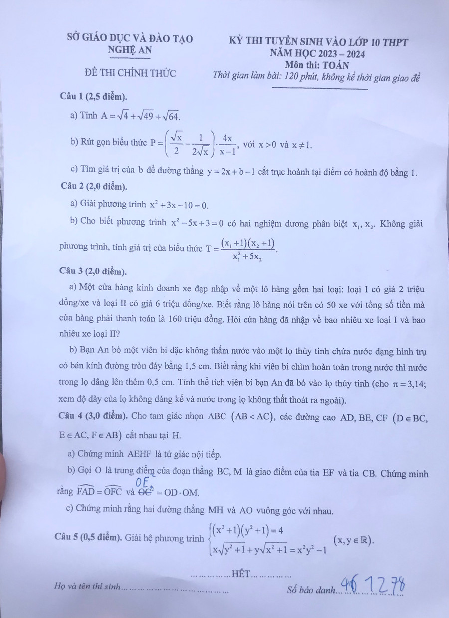 Đề thi chính thức môn Toán - Kỳ thi tuyển sinh vào lớp 10 tỉnh Nghệ An năm học 2022-2023. Ảnh: Hồ Lài. Đề thi chính thức môn Toán - Kỳ thi tuyển sinh vào lớp 10 tỉnh Nghệ An năm học 2022-2023. Ảnh: Hồ Lài.