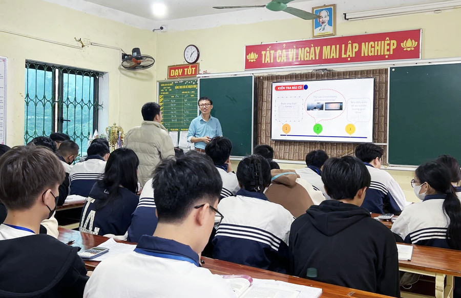 Giờ học tại Trường THPT Đô Lương 1, huyện Đô Lương, Nghệ An). Ảnh: NVCC Giờ học tại Trường THPT Đô Lương 1, huyện Đô Lương, Nghệ An). Ảnh: NVCC