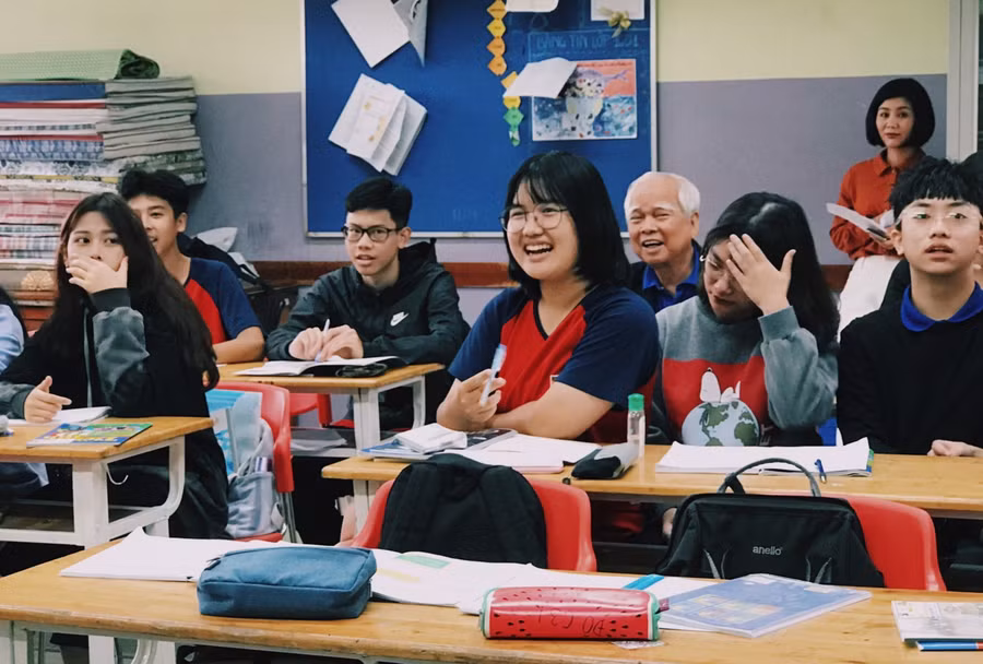 Theo TS Nguyễn Văn Hòa, để HS hạnh phúc thì GV phải lắng nghe, chia sẻ, tôn trọng và thương yêu học trò