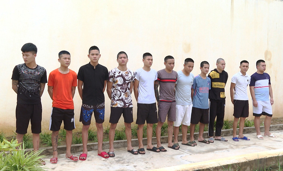 12 bị can đã bị cơ quan chức năng khởi tố vụ án hình sự. Ảnh: Công an Thanh Hóa cung cấp.