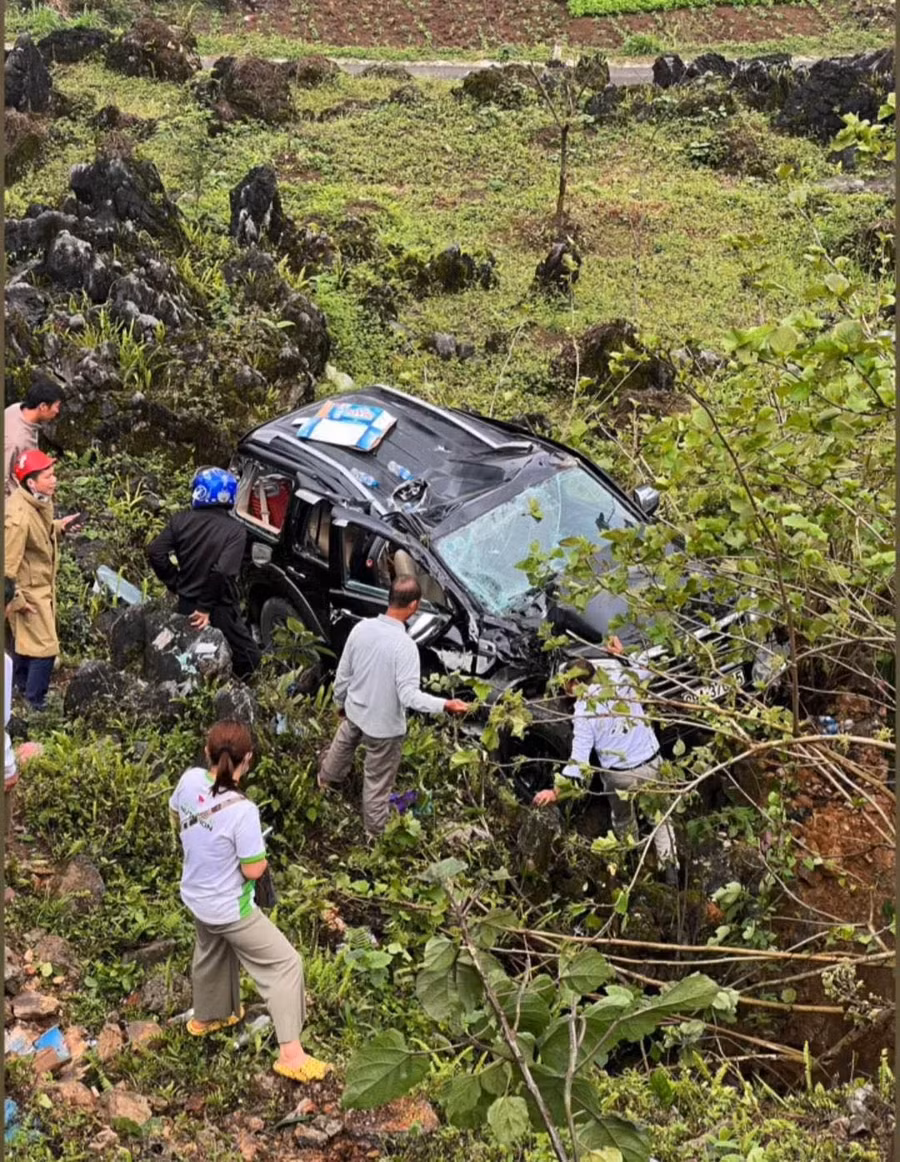 Khu vực chiếc xe gặp nạn thuộc đoạn cuối của đèo Mã Pì Lèng.