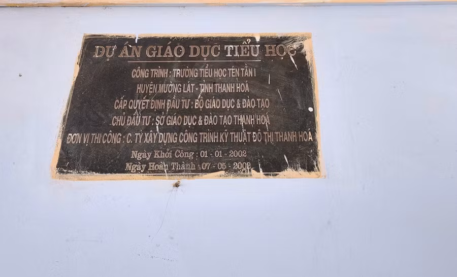 Trường Tiểu học Tén Tằn được xây dựng từ năm 2002.