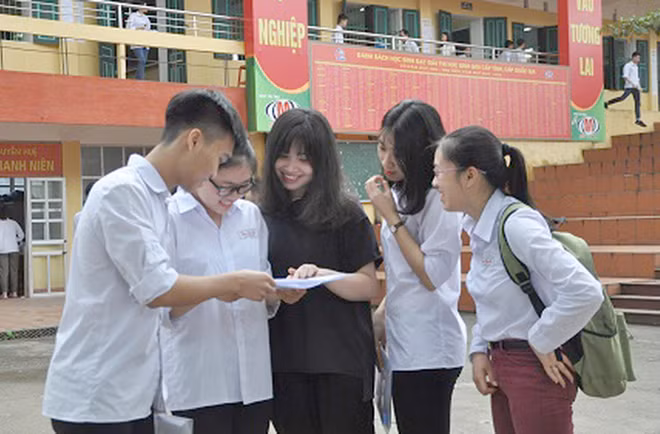 Cơ sở vật chất đã được chuẩn bị phục vụ cho các thí sinh trong kỳ thi tuyển sinh trung học.