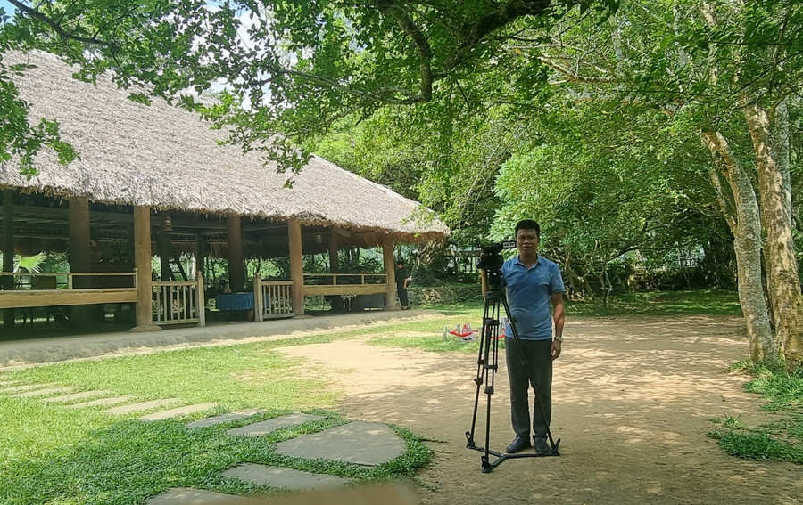 Nhà báo Quách Tuấn Quỳnh.