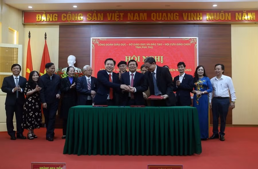 Sở GD&amp;ĐT Phú Thọ, Công đoàn ngành Giáo dục và Hội Cựu Giáo chức tỉnh ký chương trình phối hợp thực hiện “Bốn cùng” giai đoạn 2023 – 2028.