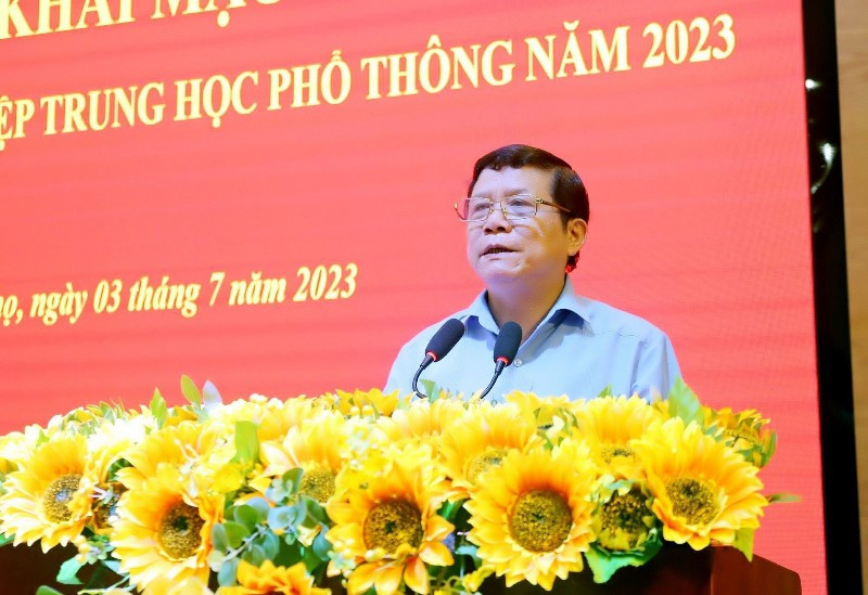 Giám đốc Sở GD&ĐT Phú Thọ phát biểu chỉ đạo tại hội nghị. Giám đốc Sở GD&ĐT Phú Thọ phát biểu chỉ đạo tại hội nghị.