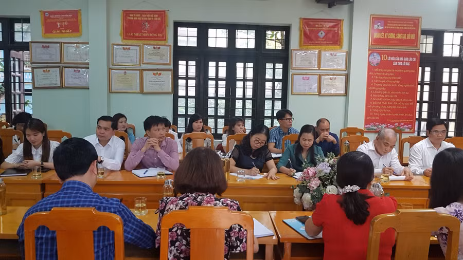 Phòng chuyên môn của Sở, và GV sinh hoạt chuyên môn theo nghiên cứu bài học thời điểm dịch Covid-19 chưa bùng phát