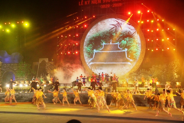 Một trong những tiết mục nghệ thuật đặc sắc trong đêm Lễ kỷ niệm 990 năm Thanh Hóa.