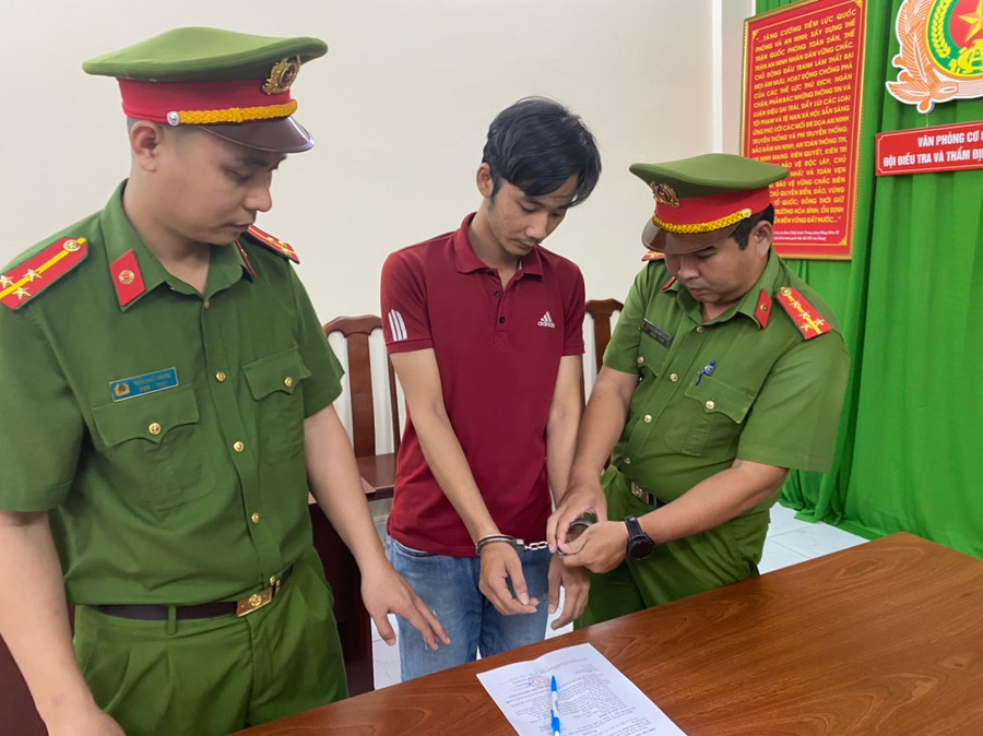 Mai Vũ Minh bị bắt vì tội "Rửa tiền". (Ảnh: Công an TPHCM) Mai Vũ Minh bị bắt vì tội "Rửa tiền". (Ảnh: Công an TPHCM)