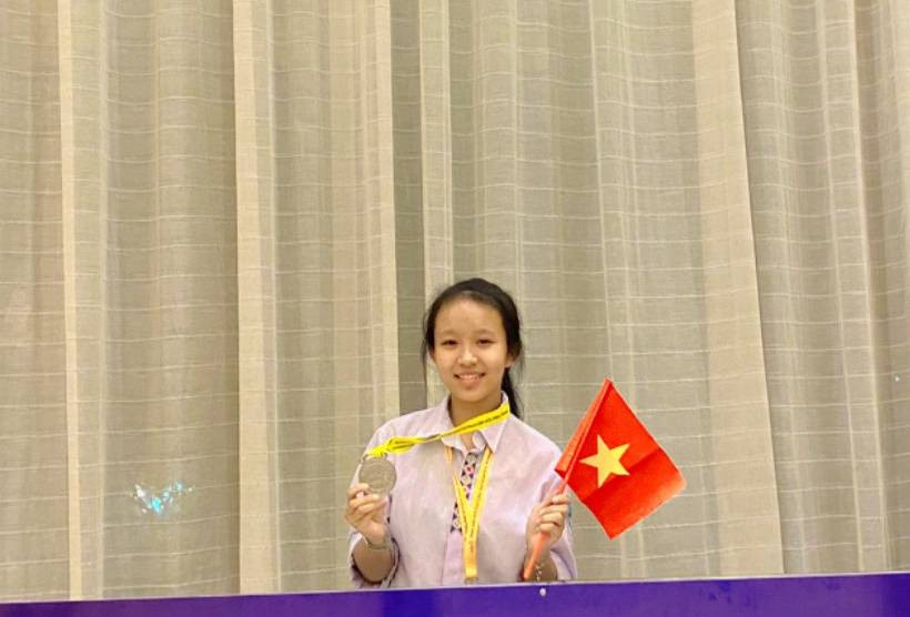 Nữ sinh người Đan Lai quyết tâm học tiếng Anh để bước đến kỳ thi quốc tế. Ảnh: NVCC. Nữ sinh người Đan Lai quyết tâm học tiếng Anh để bước đến kỳ thi quốc tế. Ảnh: NVCC.