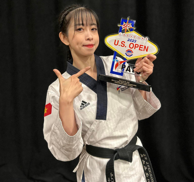 Châu Tuyết Vân được vinh danh ở giải vô địch Taekwondo Mỹ mở rộng 2023.