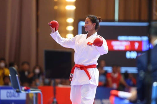 VĐV nữ Việt Nam tăng 11kg trong 2 tuần để giành HCV SEA Games