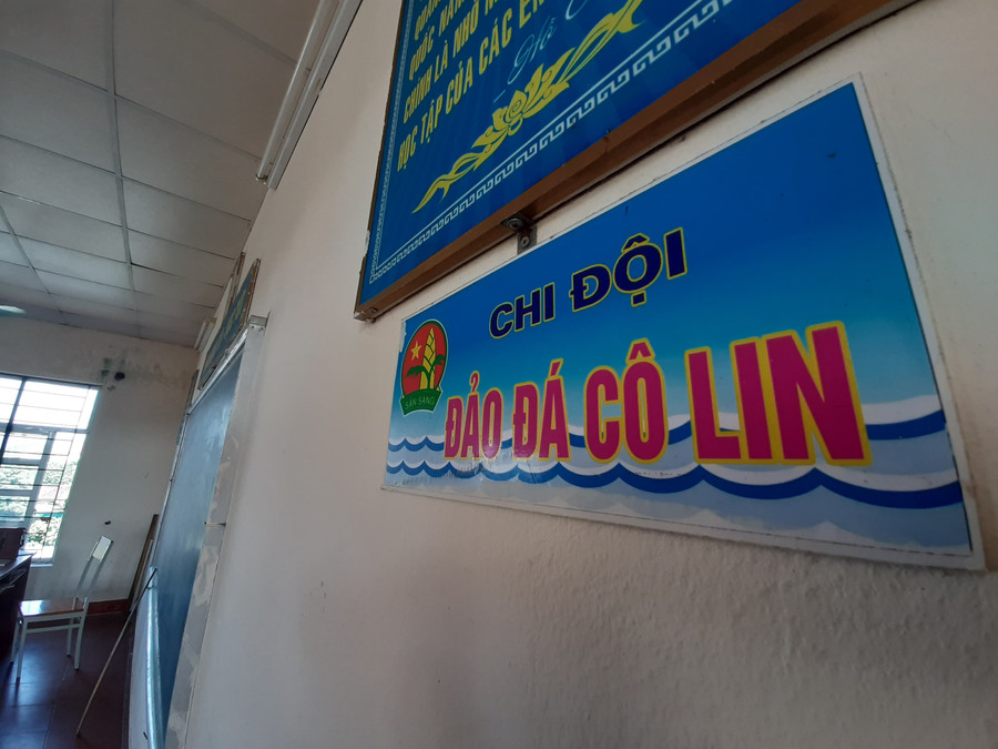 Lớp học có tên "Đảo đá Cô Lin" Lớp học có tên "Đảo đá Cô Lin"