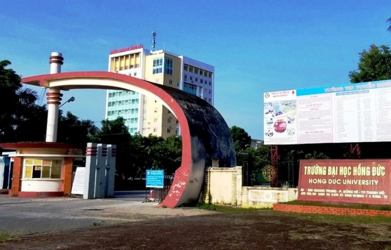 Trường Đại học Hồng Đức (Thanh Hóa).