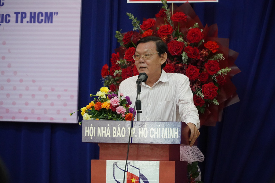 Chủ tịch Hội Nhà báo TPHCM phát biểu tại lễ ra mắt Câu lạc bộ Phóng viên Giáo dục TPHCM. Ảnh: Mạnh Tùng Chủ tịch Hội Nhà báo TPHCM phát biểu tại lễ ra mắt Câu lạc bộ Phóng viên Giáo dục TPHCM. Ảnh: Mạnh Tùng