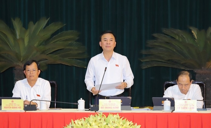 Ông Đỗ Trọng Hưng - Ủy viên Trung ương Đảng, Bí thư Tỉnh ủy, Chủ tịch HĐND tỉnh Thanh Hóa điều hành phiên chất vấn tại kỳ họp. Ảnh: TL. Ông Đỗ Trọng Hưng - Ủy viên Trung ương Đảng, Bí thư Tỉnh ủy, Chủ tịch HĐND tỉnh Thanh Hóa điều hành phiên chất vấn tại kỳ họp. Ảnh: TL.