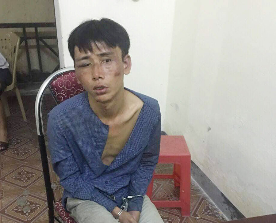 Đối tượng Trần Văn Cảnh tại cơ quan công an