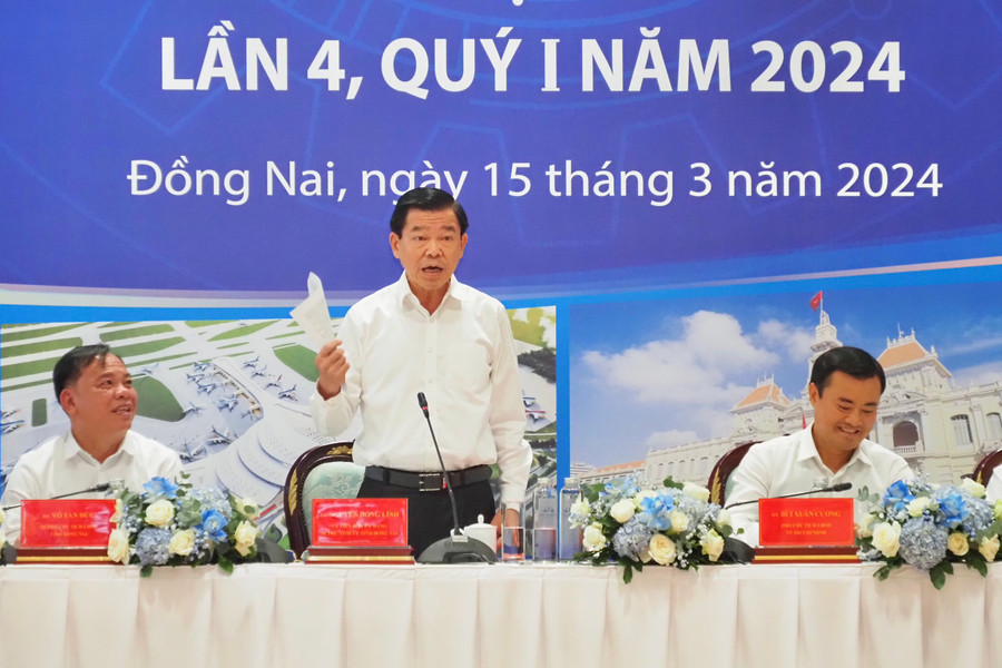 Bí thư Tỉnh uỷ Nguyễn Hồng Lĩnh phát biểu tại Hội nghị. (Ảnh: Phúc Minh) Bí thư Tỉnh uỷ Nguyễn Hồng Lĩnh phát biểu tại Hội nghị. (Ảnh: Phúc Minh)
