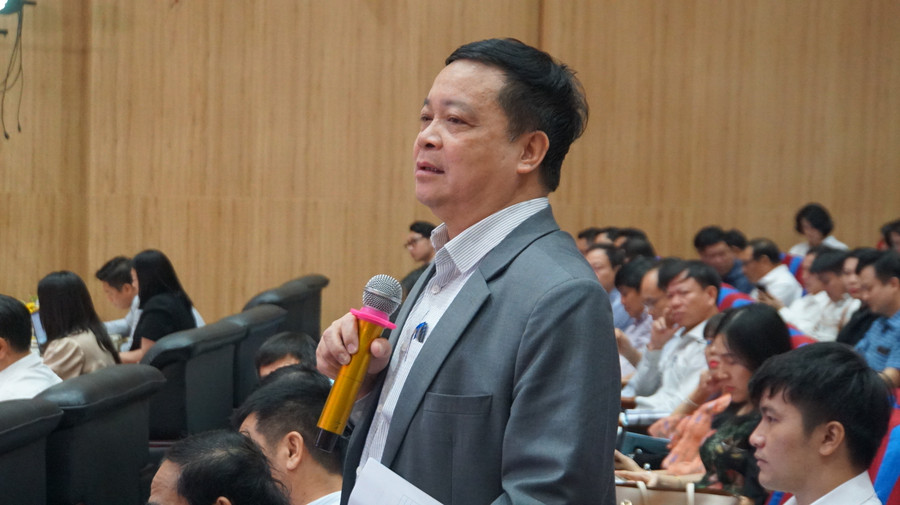 Đại diện các cơ sở đào tạo phát biểu tại hội nghị. Ảnh: Mạnh Tùng Đại diện các cơ sở đào tạo phát biểu tại hội nghị. Ảnh: Mạnh Tùng