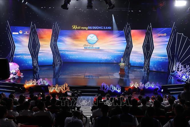 Thủ tướng Phạm Minh Chính phát biểu tại Chương trình cầu truyền hình trực tiếp “Khát vọng đại dương xanh”. Ảnh: Dương Giang/TXVN Thủ tướng Phạm Minh Chính phát biểu tại Chương trình cầu truyền hình trực tiếp “Khát vọng đại dương xanh”. Ảnh: Dương Giang/TXVN