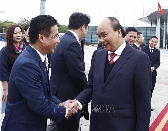 Lễ tiễn Chủ tịch nước Nguyễn Xuân Phúc tại sân bay Nội Bài. Ảnh: Thống Nhất/TTXVN Lễ tiễn Chủ tịch nước Nguyễn Xuân Phúc tại sân bay Nội Bài. Ảnh: Thống Nhất/TTXVN