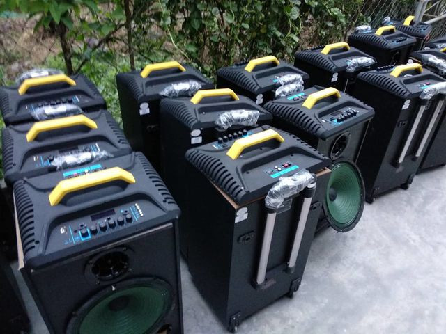 Loa thùng các đối tượng dùng để cất giấu tang vật trước đó Loa thùng các đối tượng dùng để cất giấu tang vật trước đó