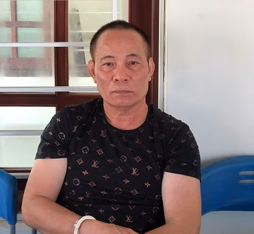 Nghi phạm Cao Trọng Phú tại cơ quan điều tra. Ảnh: Công an cung cấp