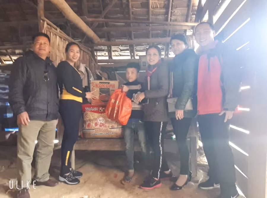 Sự quan tâm của thầy cô và nhà trường cũng là động lực cho các em vượt khó khăn tiếp tục đến trường