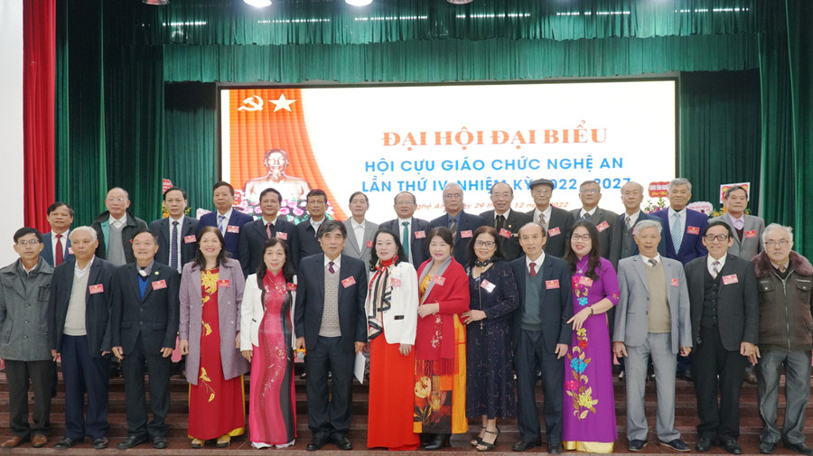 Đại hội đã bầu 29 đại biểu vào Ban chấp hành Hội Cựu giáo chức Nghệ An, nhiệm kỳ 2022 – 2027. Đại hội đã bầu 29 đại biểu vào Ban chấp hành Hội Cựu giáo chức Nghệ An, nhiệm kỳ 2022 – 2027.
