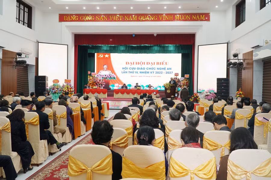 Đại hội đại biểu Hội Cựu giáo chức Nghệ An lần thứ IV, nhiệm kỳ 2022 – 2027.