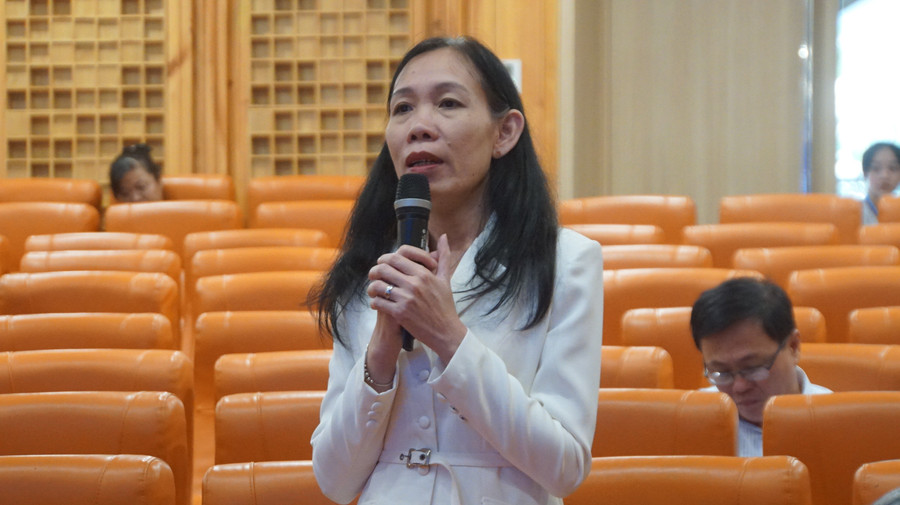 PGS.TS Trần Thị Mỹ Diệu, Hiệu trưởng Trường Đại học Văn Lang phát biểu ý kiến. Ảnh: Mạnh Tùng PGS.TS Trần Thị Mỹ Diệu, Hiệu trưởng Trường Đại học Văn Lang phát biểu ý kiến. Ảnh: Mạnh Tùng