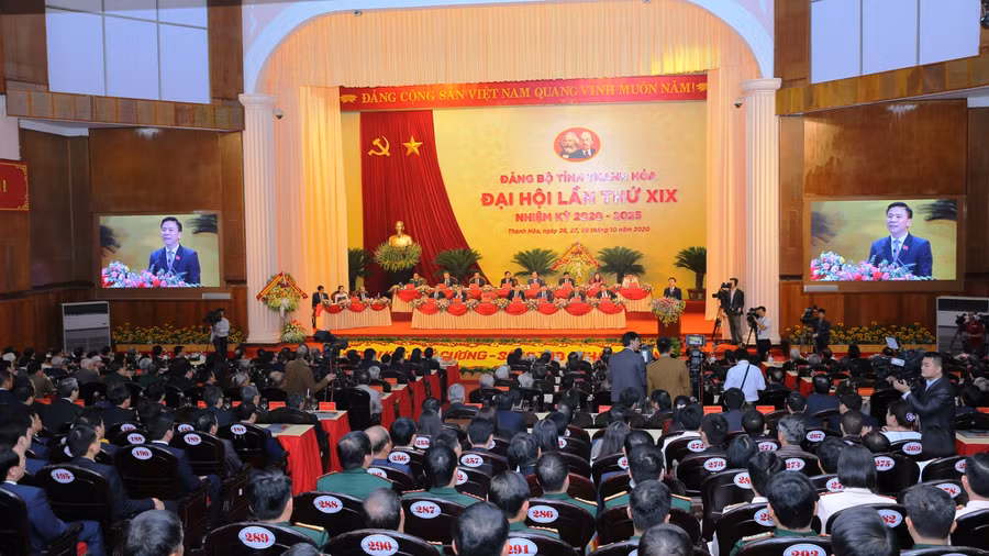 Quang cảnh Đại hội đại biểu Đảng bộ tỉnh Thanh Hóa lần thứ XIX.