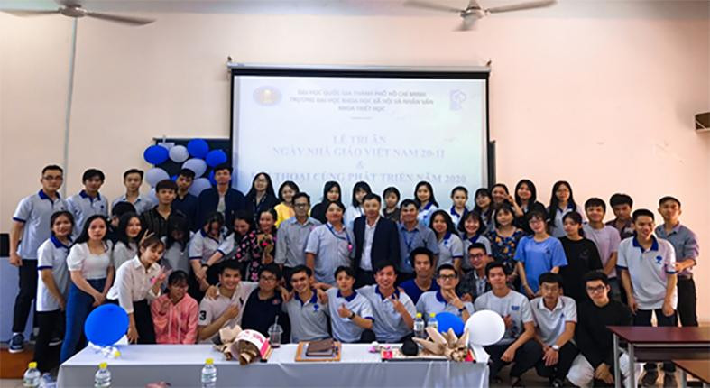 Đa dạng các chương trình, hoạt động dành cho sinh viên khoa