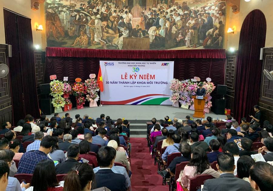 Kỷ niệm 30 năm đào tạo nguồn nhân lực môi trường.