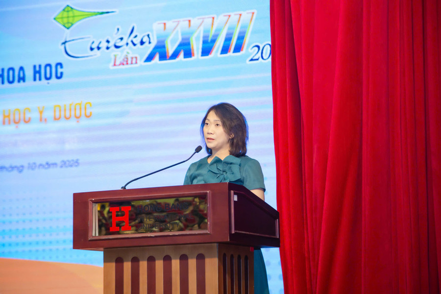 PGS.TS.DS Nguyễn Thị Thu Thủy, Phó Hiệu trưởng Trường Đại học Quốc tế Hồng Bàng phát biểu tại sự kiện. Ảnh: BTC z7157413887415-f5e819ee048ef2adcb99162fc0c8ab6d.jpg