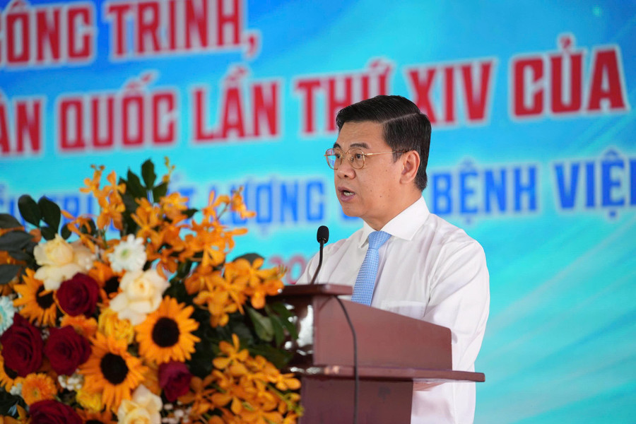 Ông Nguyễn Văn Dũng - Phó Chủ tịch UBND TPHCM phát biểu tại buổi lễ.