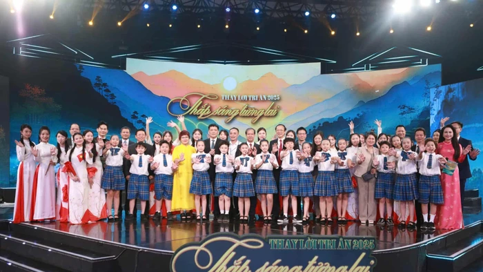 Thay lời tri ân 2025 - Thắp sáng tương lai