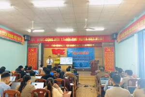 Lớp tập huấn chuyên đề Ứng dụng trí tuệ nhân tạo (AI) để hỗ trợ cán bộ, công chức, viên chức xã Trà Linh. 