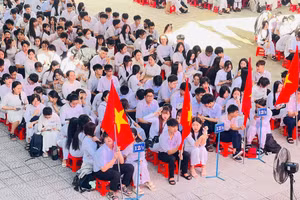 Trung tâm GDTX số 2 tổ chức tư vấn thi tốt nghiệp THPT và tuyển sinh đại học cho học viên khối 12. 