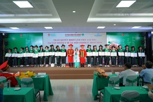 Sinh viên khối ngành sức khỏe Trường Đại học Đông Á được tuyển dụng làm việc lâu dài tại Nhật Bản ngay trong ngày nhận bằng tốt nghiệp.