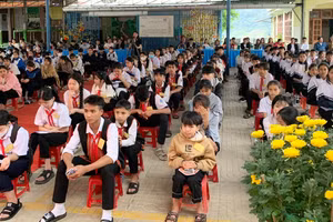 Học sinh Nam Trà My (Quảng Nam) dự khai mạc kỳ thi học sinh giỏi lớp 9 cấp huyện. Ảnh: Phòng GD&ĐT Nam Trà My. 