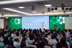 Chuyên gia tâm lý giới thiệu các thang đánh giá lo âu để SV tự đối chiếu với sức khỏe tinh thần của mình.