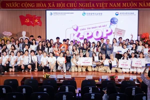 Festival giao lưu văn hóa giáo dục Đà Nẵng và Incheon thu hút sinh viên tiếng Hàn các trường đại học tại Đà Nẵng và TP Huế tham gia. 