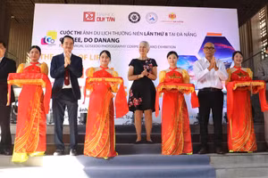 Khai mạc triển lãm tác phẩm ảnh nghệ thuật: Hương vị của cuộc sống.