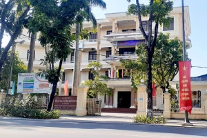 Viện Đào tạo mở và Công nghệ thông tin – Đại học Huế.